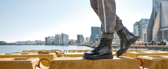 New Feet style 252-10-1910