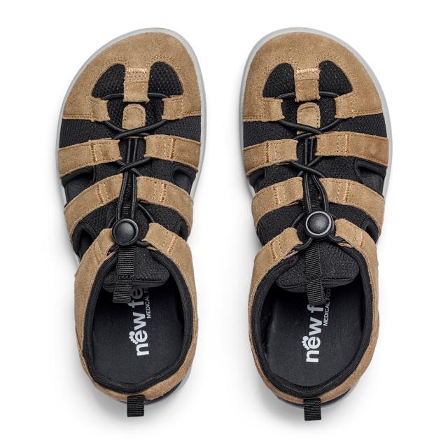 Praktisk damsandal med elastisk snörning